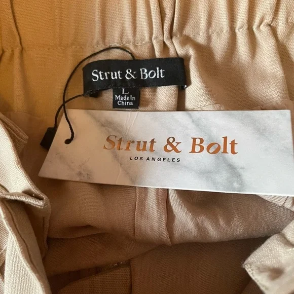 NWT Strut & Bolt sandy paper bag shorts - Picture 3 of 6